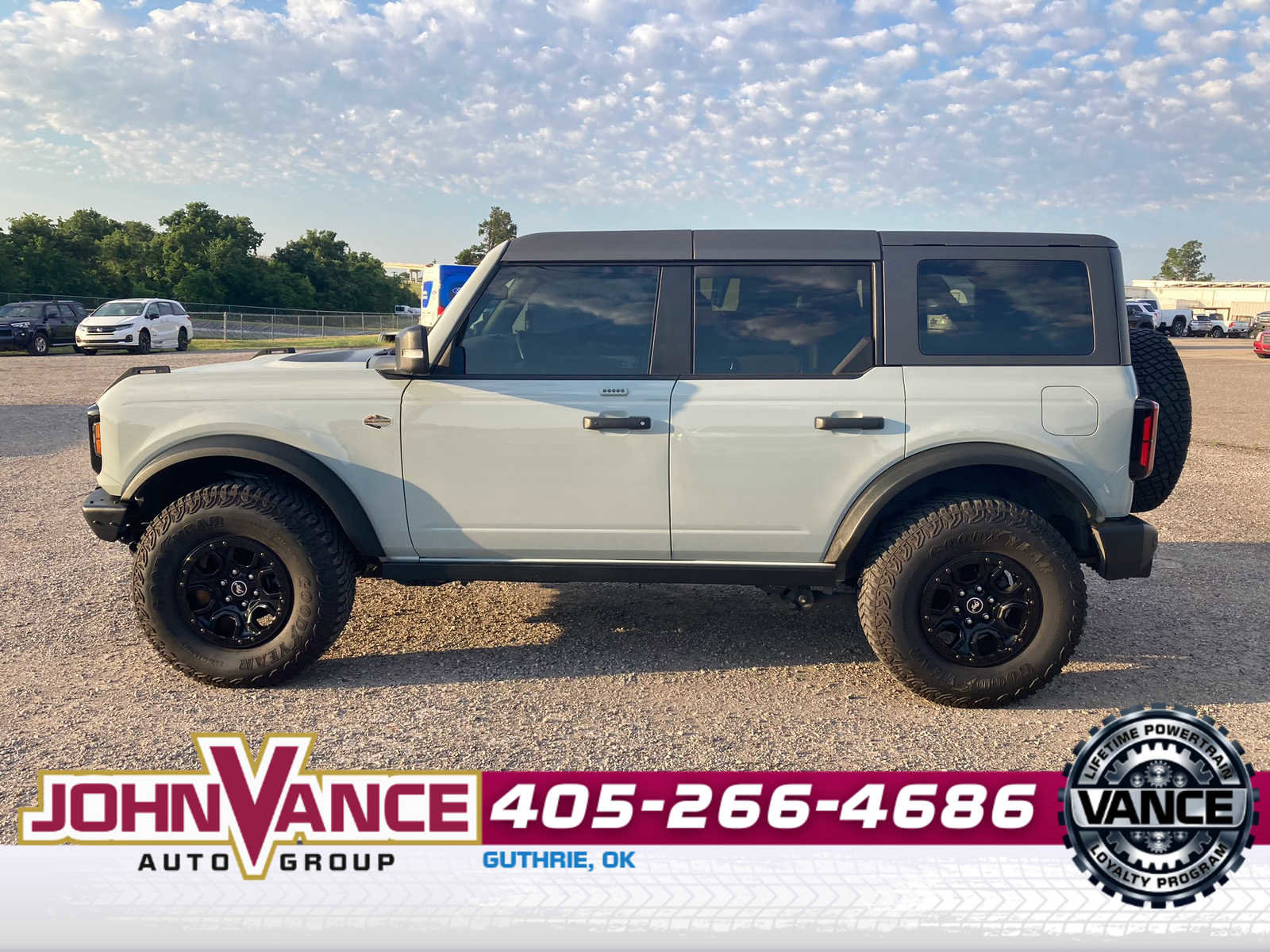 Used 2023 Ford Bronco Wildtrak AWD/4WD image 2