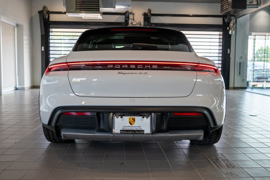 New 2025 Porsche Taycan 4S image 10