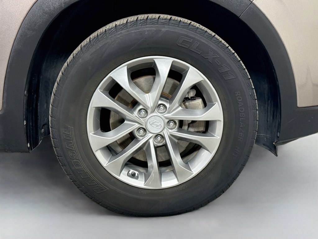 Used 2020 Hyundai Santa Fe SEL FWD image 31