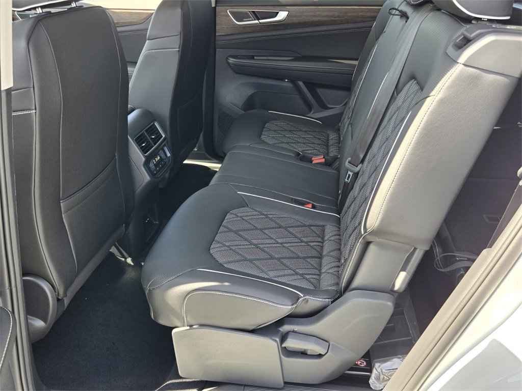 New 2026 Volkswagen Atlas SEL Premium R-Line image 7