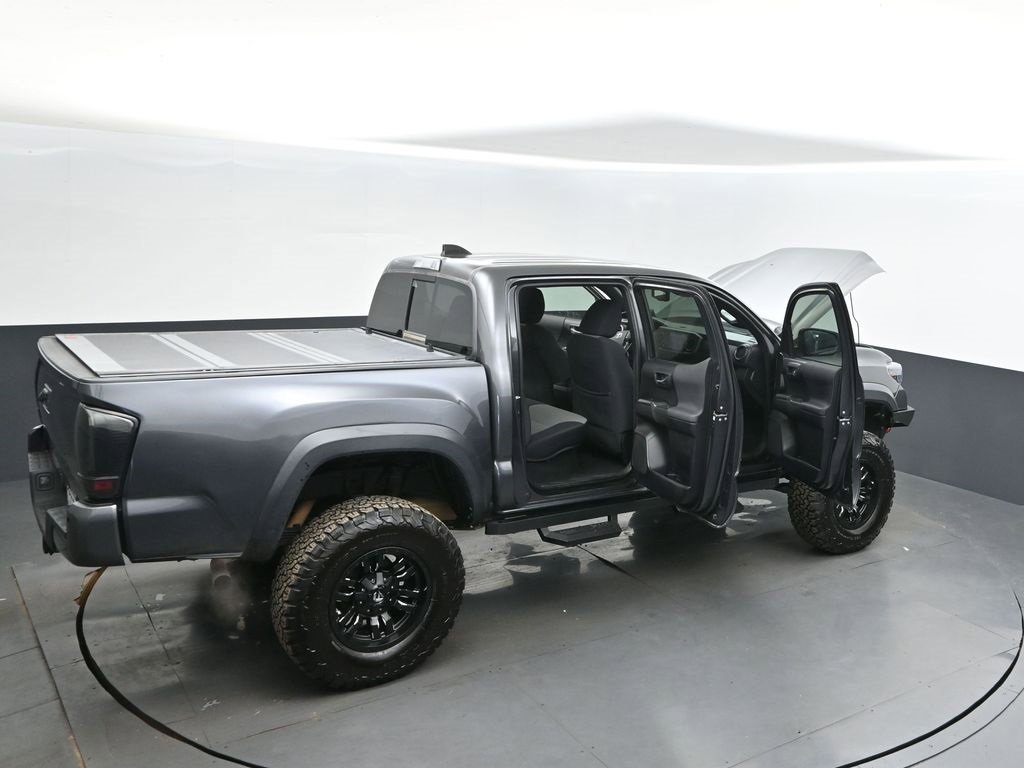 Used 2020 Toyota Tacoma TRD Off-Road image 48
