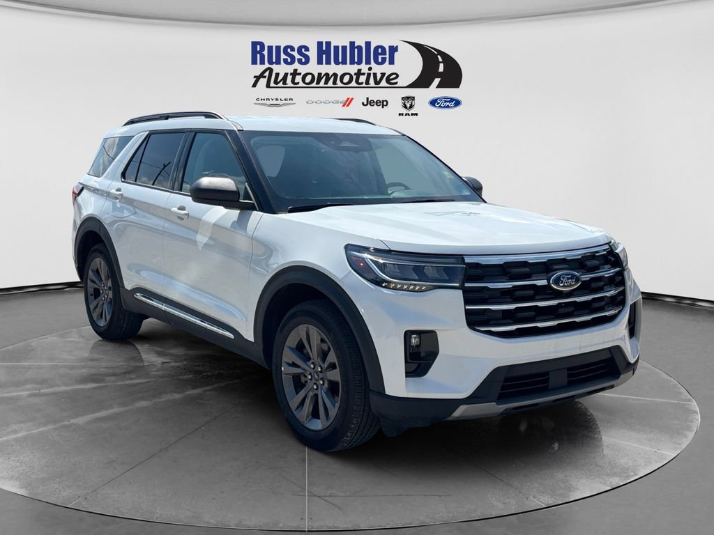 Used 2025 Ford Explorer Active w/ Active Comfort Package AWD/4WD image 8