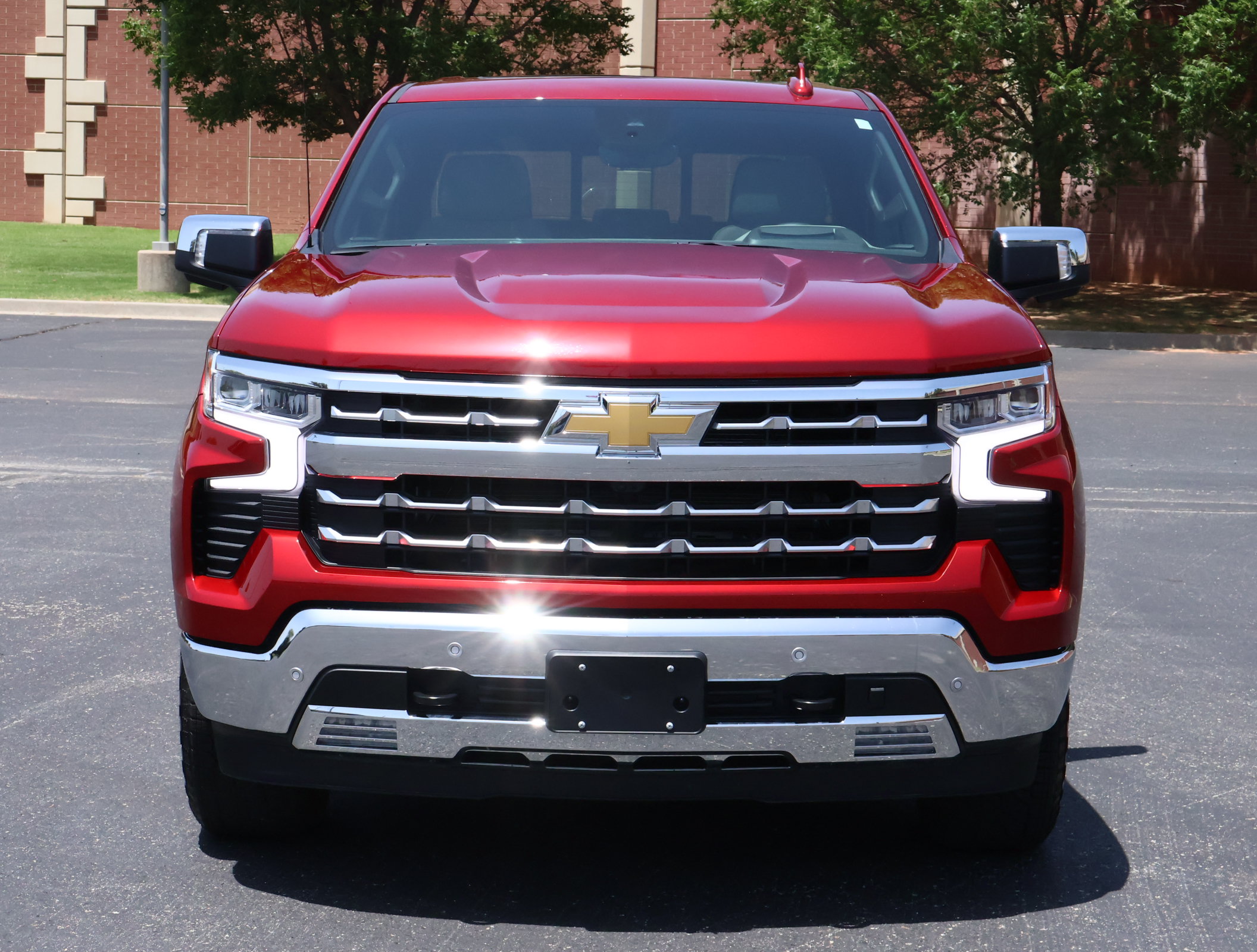 Used 2024 Chevrolet Silverado 1500 LTZ w/ LTZ Premium Package AWD/4WD image 31