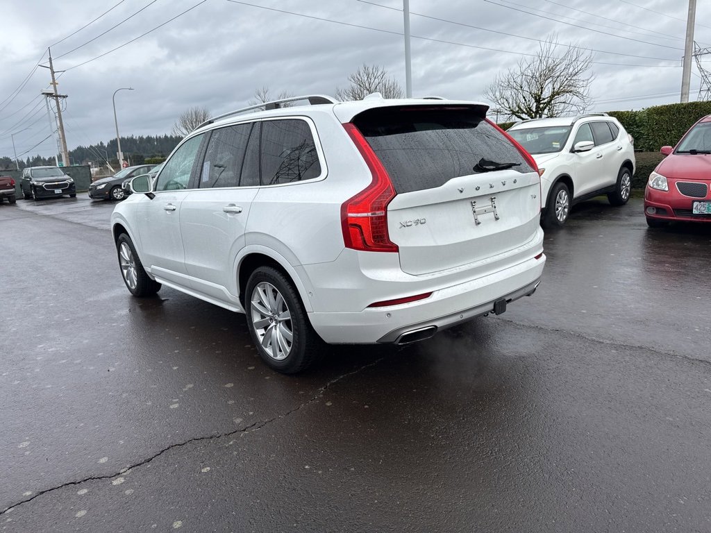 Used 2017 Volvo XC90 T6 Momentum w/ Vision Package image 7