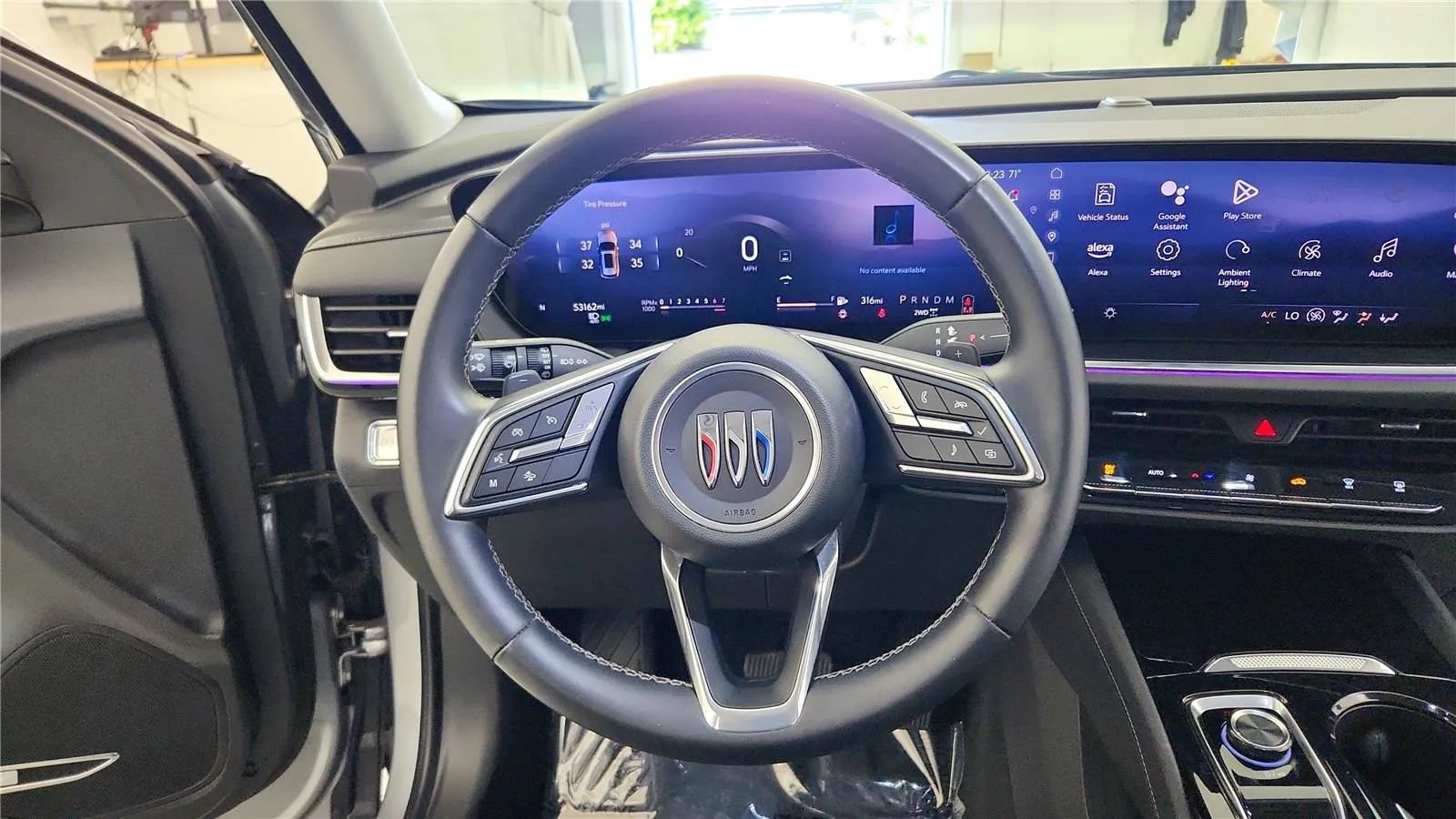 Used 2024 Buick Envision Preferred AWD/4WD image 27