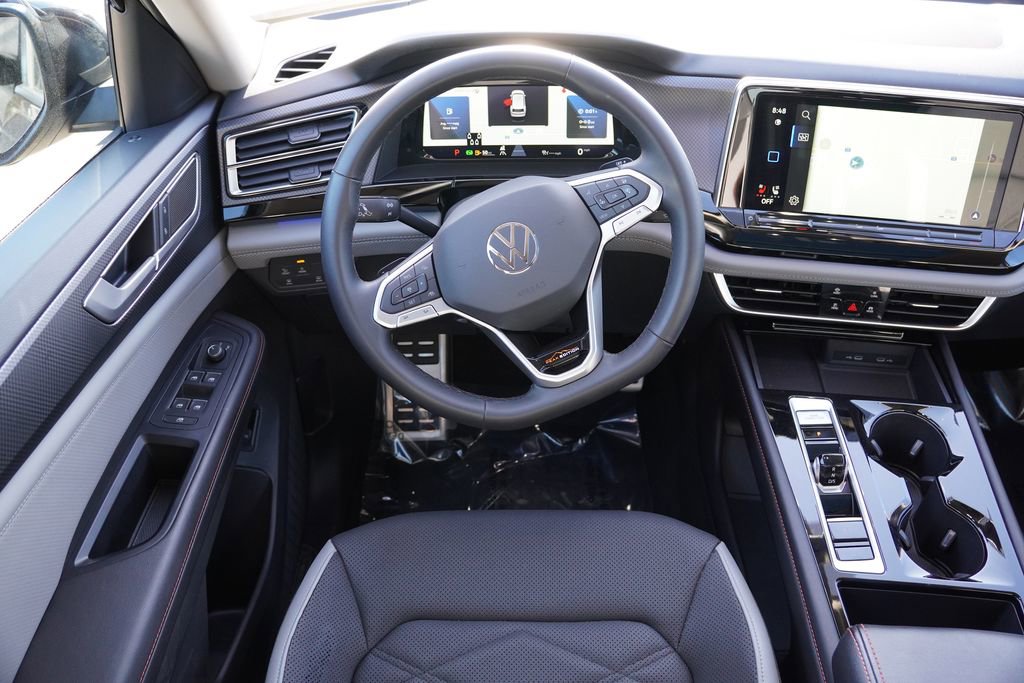 Used 2024 Volkswagen Atlas Peak Edition SEL image 22