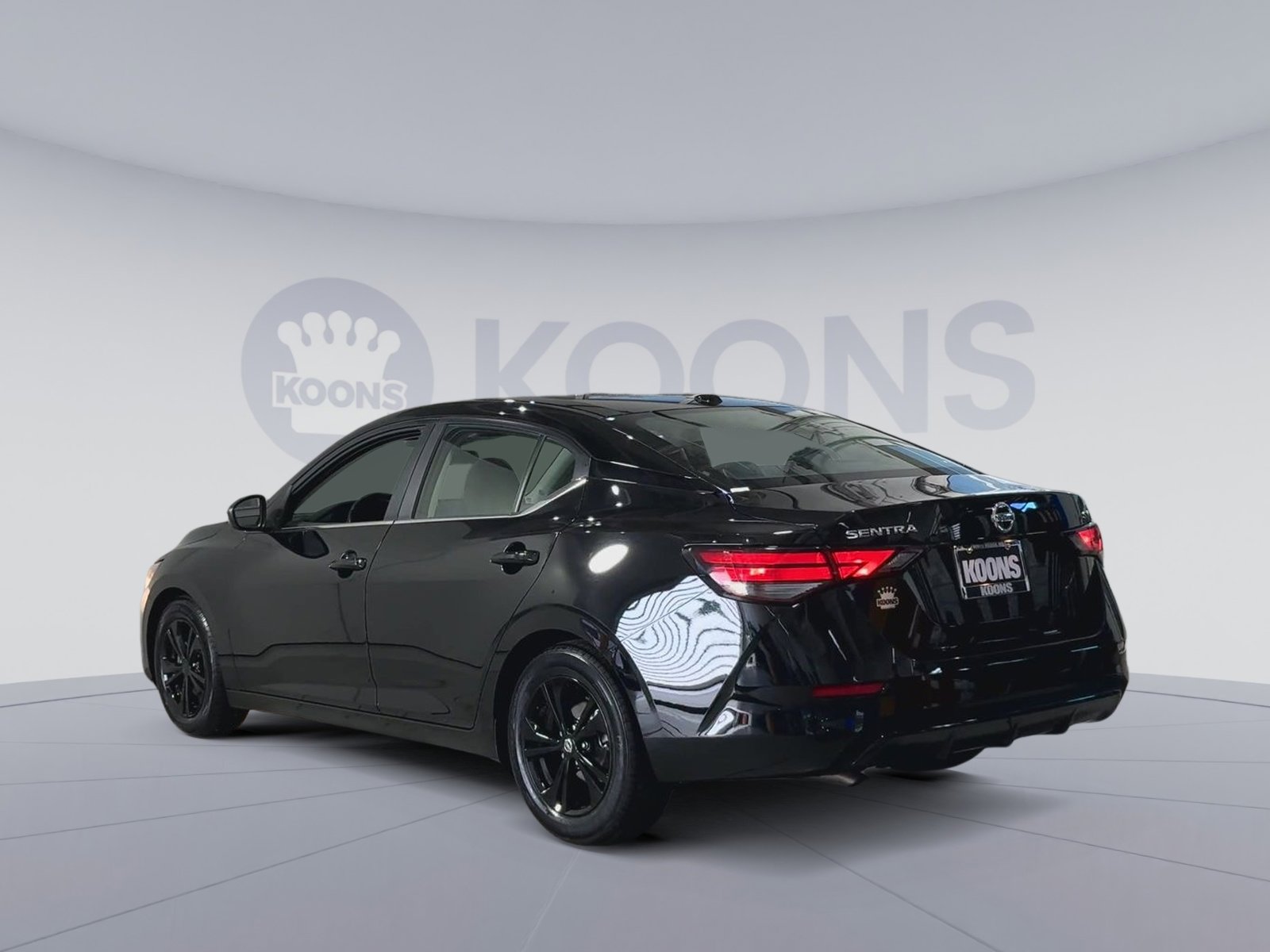 Used 2023 Nissan Sentra SV FWD image 8