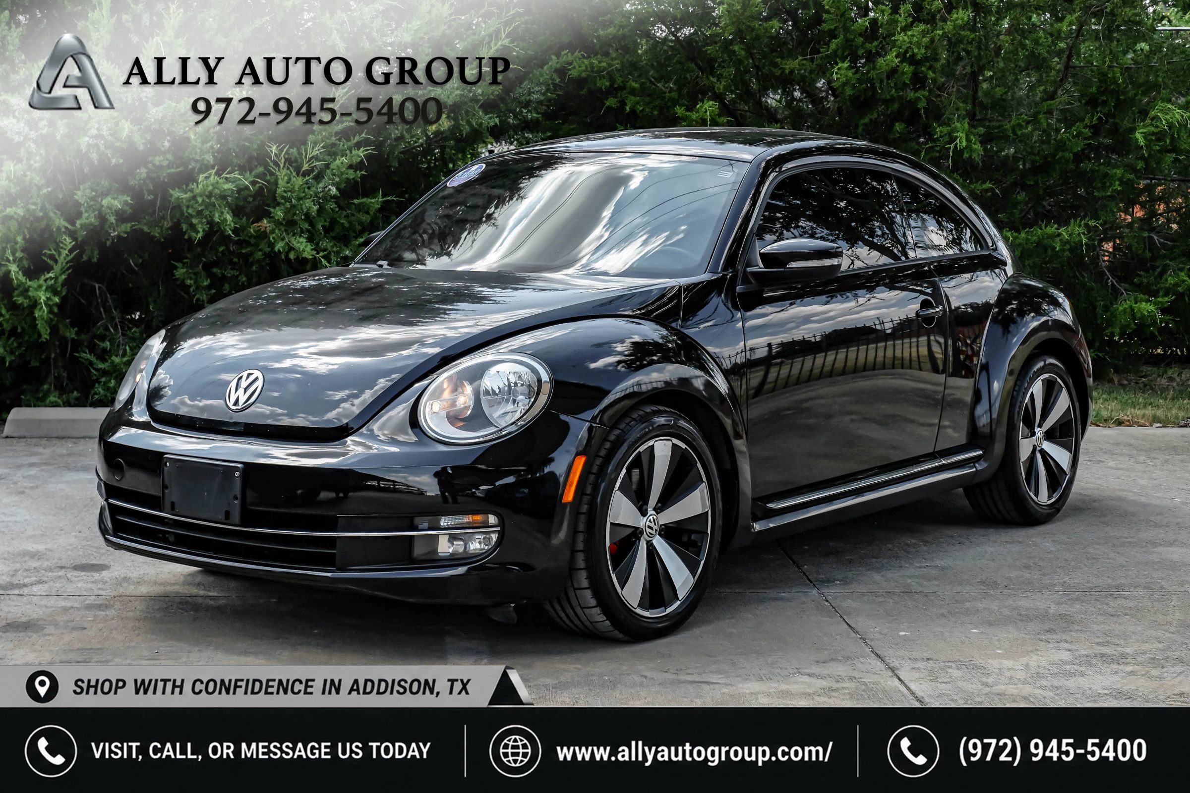 Used 2012 Volkswagen Beetle 2.0T FWD image 1