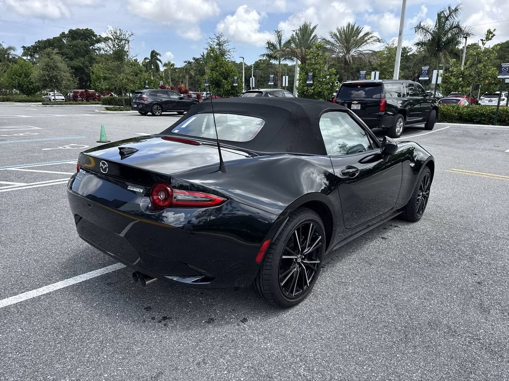 New 2026 MAZDA MX-5 Miata Grand Touring RWD image 3
