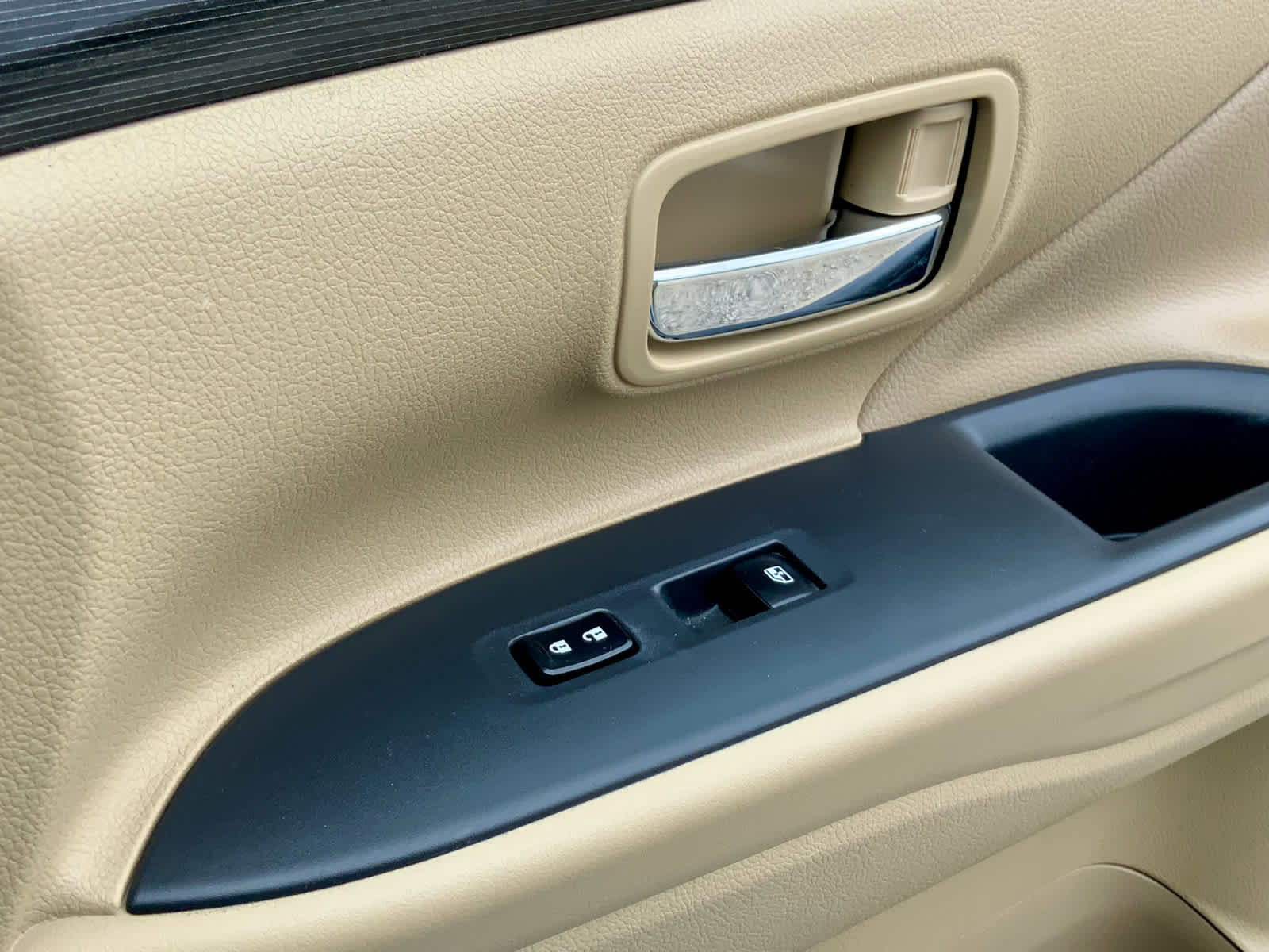 Used 2018 Mitsubishi Outlander SEL AWD/4WD image 50