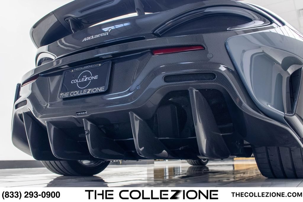 Used 2019 McLaren 600LT RWD image 28