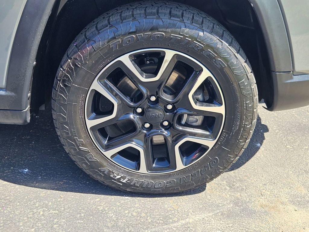 Used 2020 Jeep Compass Trailhawk AWD/4WD image 31