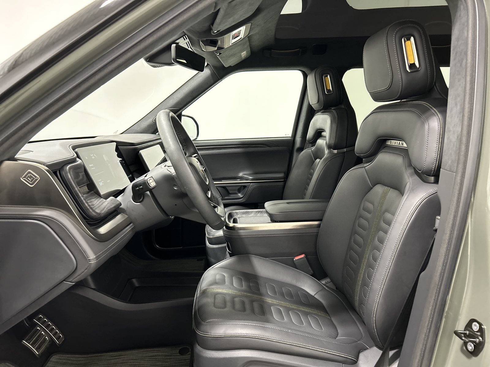 Used 2022 Rivian R1S Launch Edition Quad AWD/4WD image 20