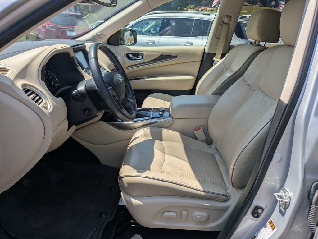 Used 2020 INFINITI QX60 Luxe w/ Essential Package FWD image 22