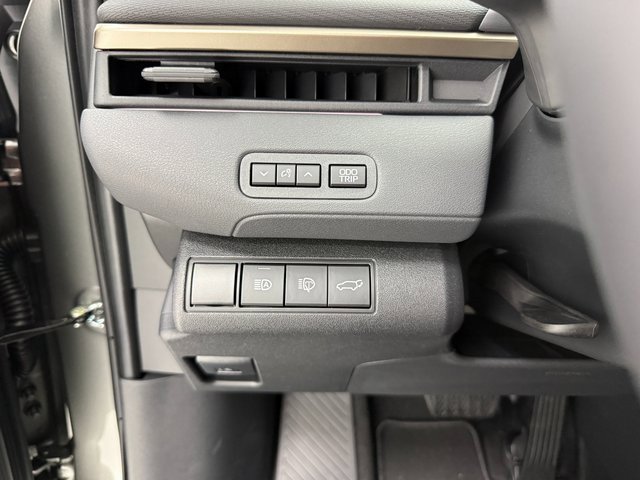 New 2026 Toyota bZ XLE Plus image 11