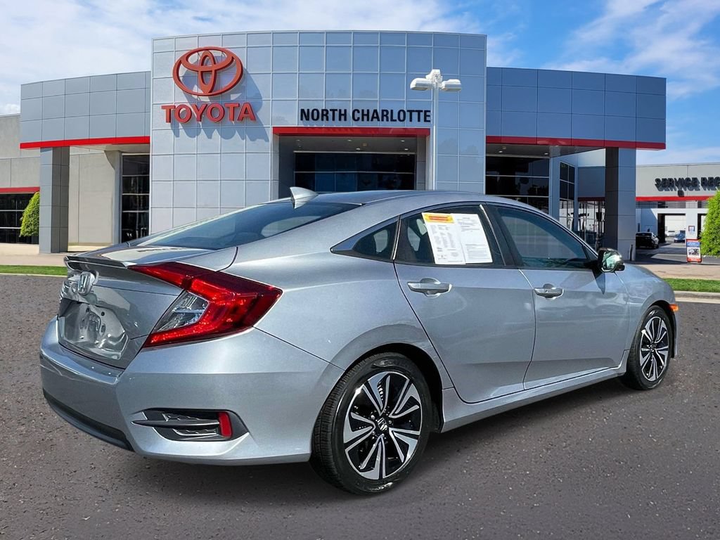 Used 2018 Honda Civic EX-T image 6
