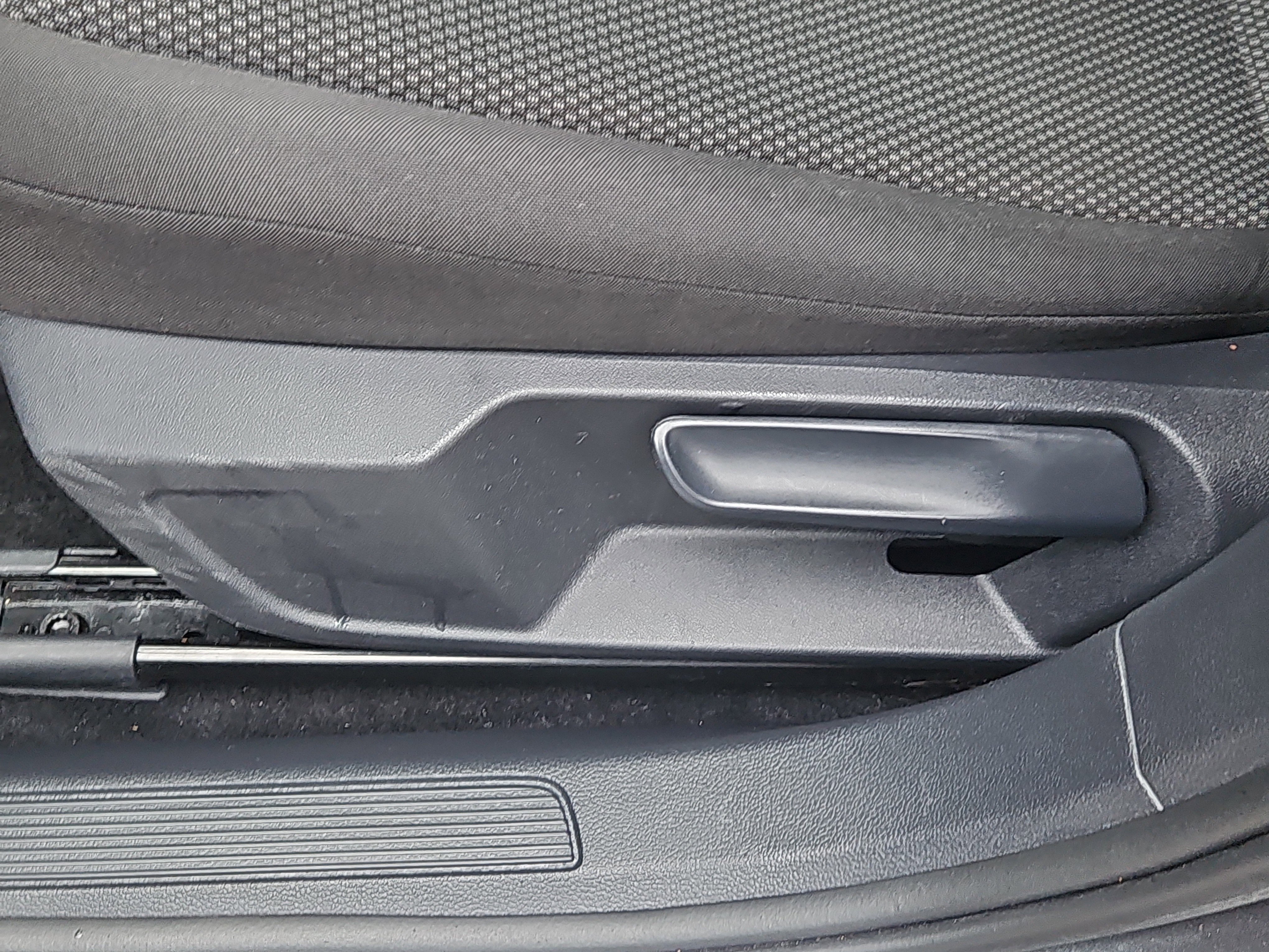 Used 2019 Volkswagen Jetta S image 11