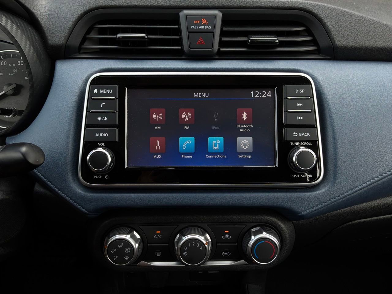 Used 2025 Nissan Versa SV FWD image 24
