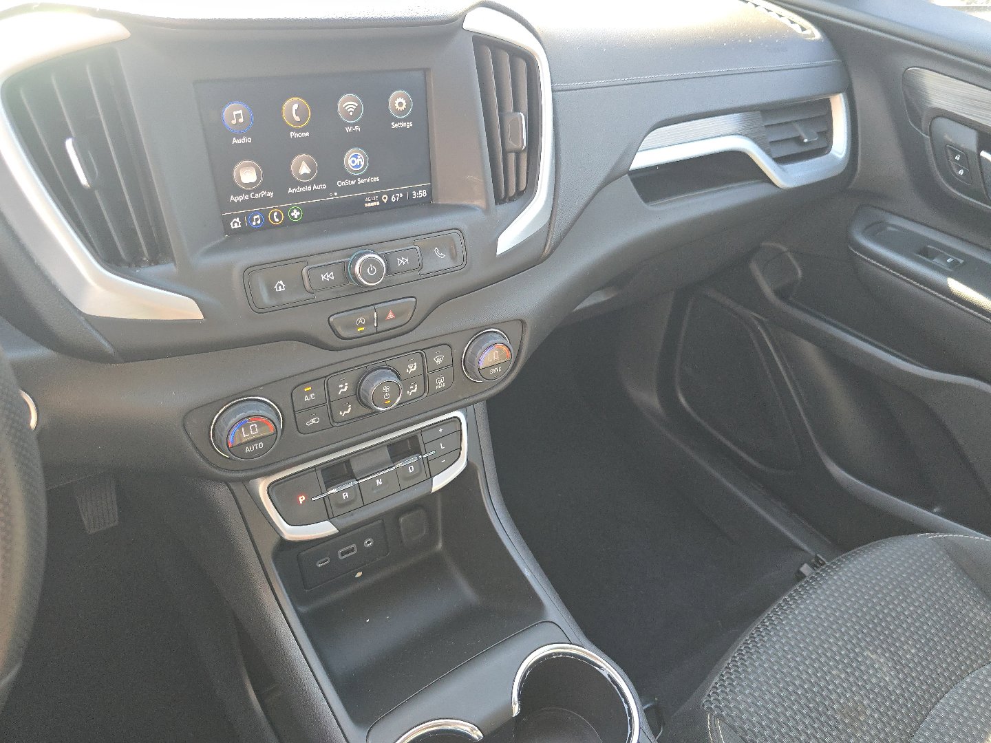 Used 2022 GMC Terrain SLE w/ Driver Convenience Package image 31