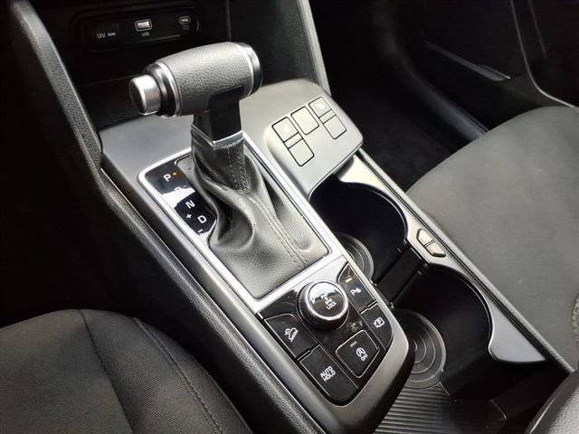Used 2025 Kia Sportage LX image 24