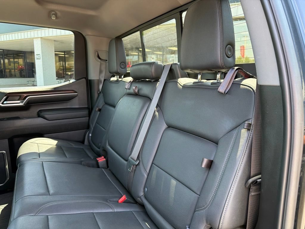 Used 2024 GMC Sierra 1500 SLT w/ SLT Premium Plus Package RWD image 37