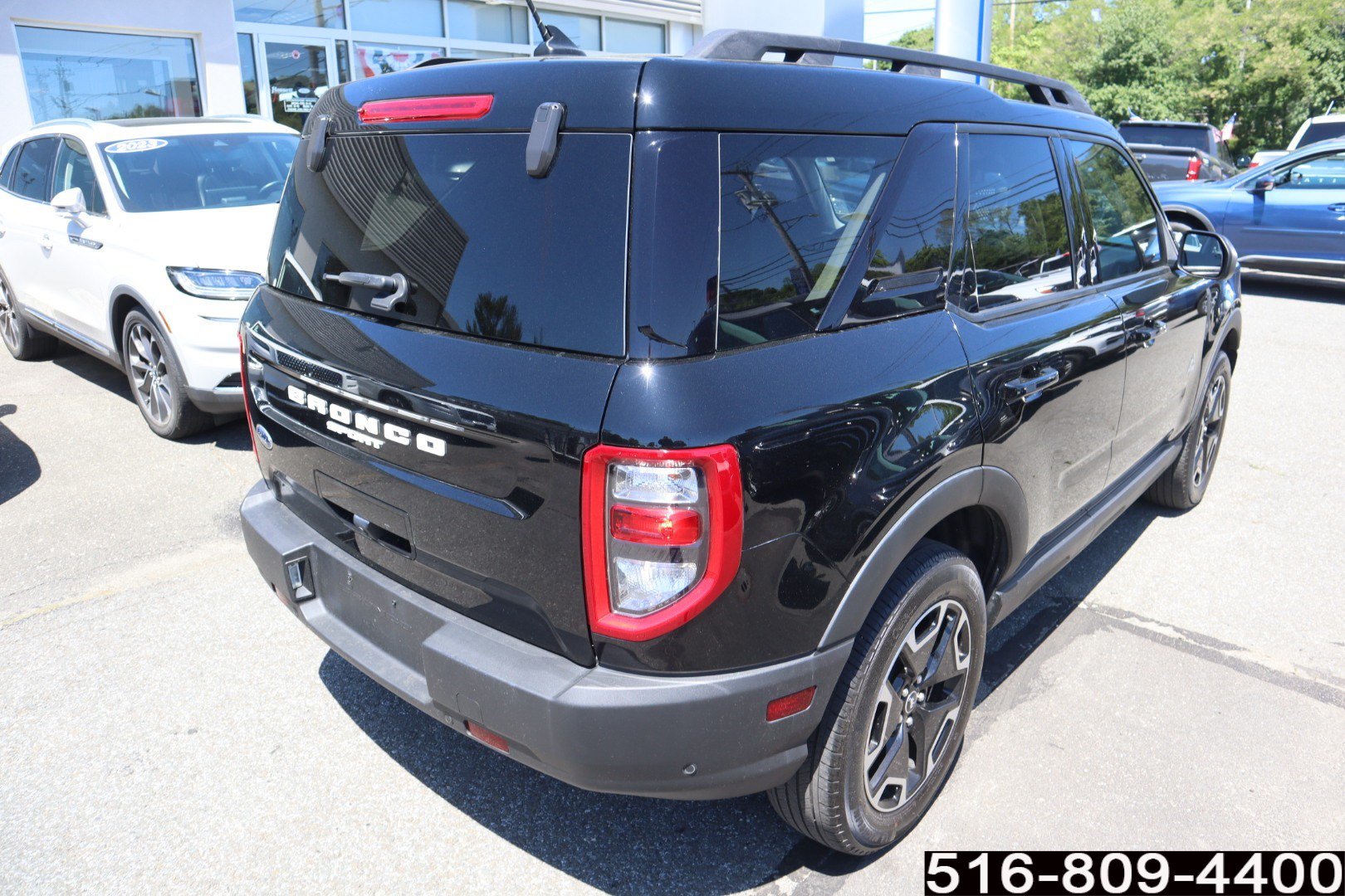 Used 2023 Ford Bronco Sport Outer Banks AWD/4WD image 5