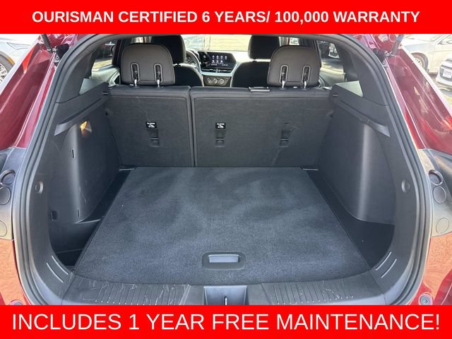 Used 2024 Chevrolet Trax RS FWD image 16
