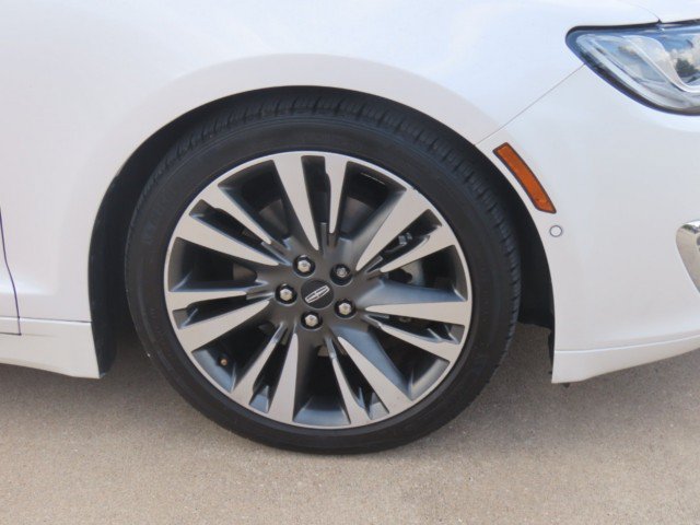 Used 2019 Lincoln MKZ Reserve FWD image 7