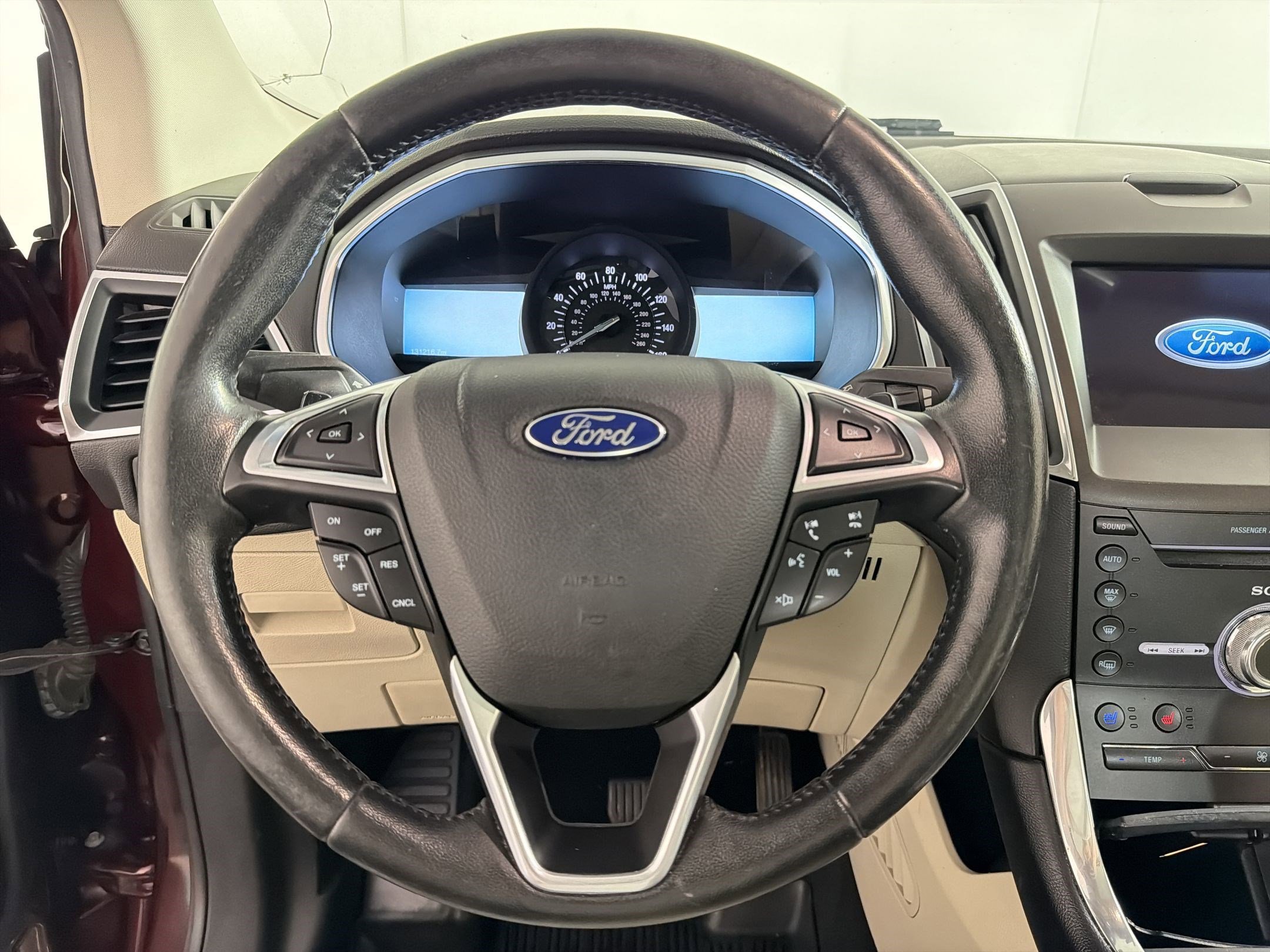 Used 2017 Ford Edge Titanium w/ Equipment Group 301A image 18