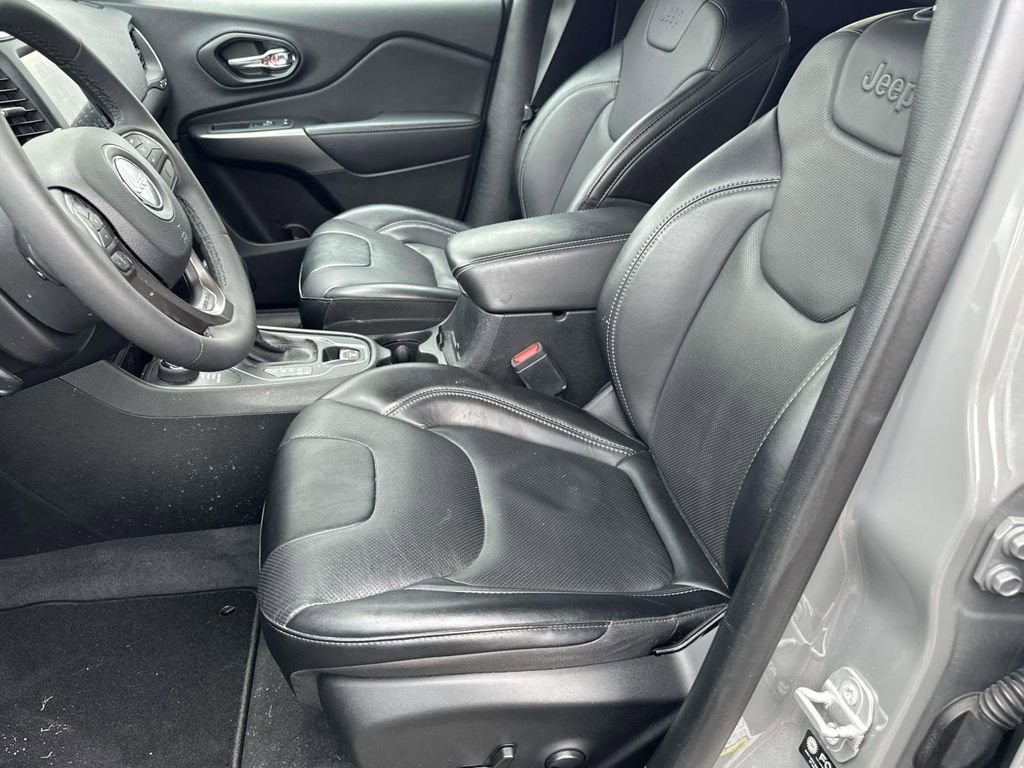 Used 2022 Jeep Cherokee Latitude Lux AWD/4WD image 18
