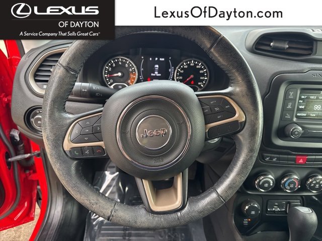 Used 2017 Jeep Renegade Latitude w/ Cold Weather Group image 18