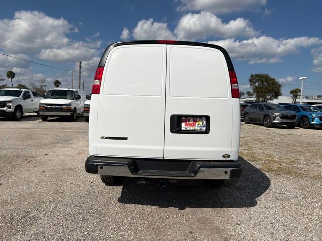 New 2026 Chevrolet Express 3500 Extended w/ Driver Convenience Package RWD image 11