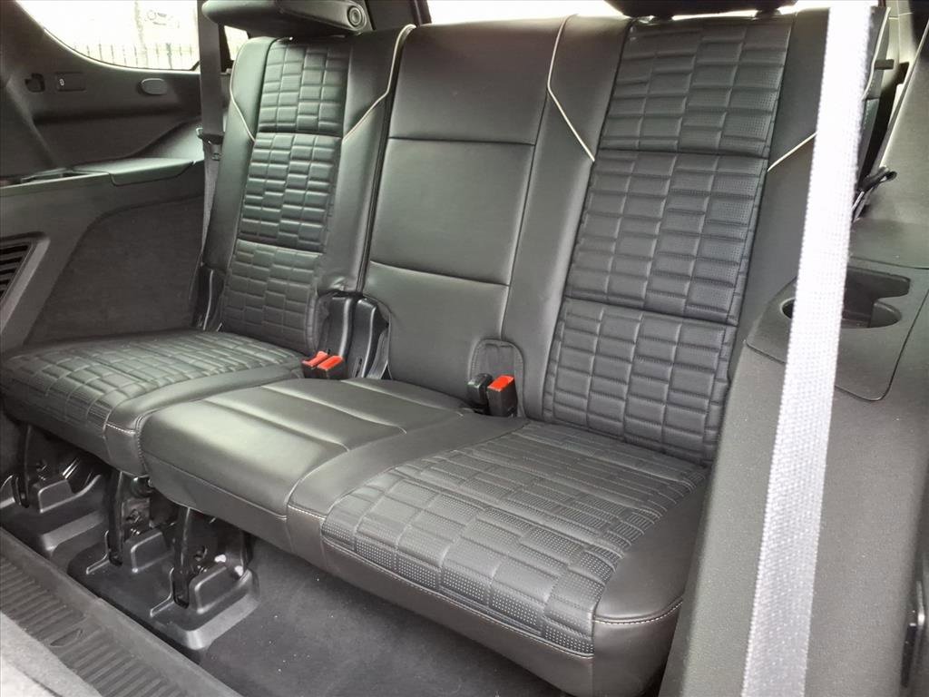 Used 2021 Cadillac Escalade Premium Luxury Platinum image 12