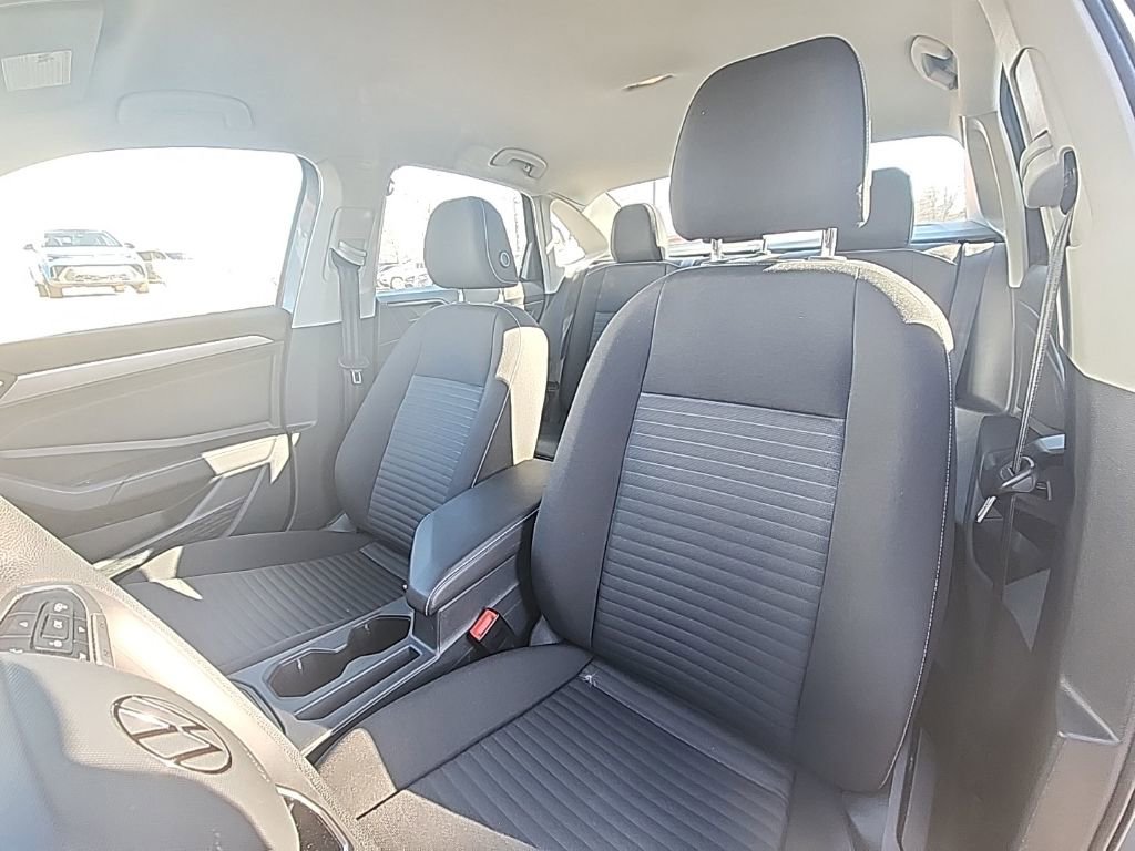 Certified 2023 Volkswagen Jetta S image 13