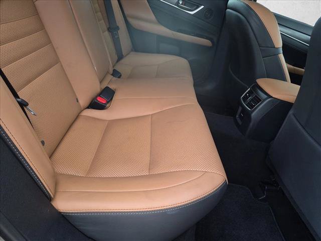 Used 2017 Lexus GS 350 F Sport RWD image 21