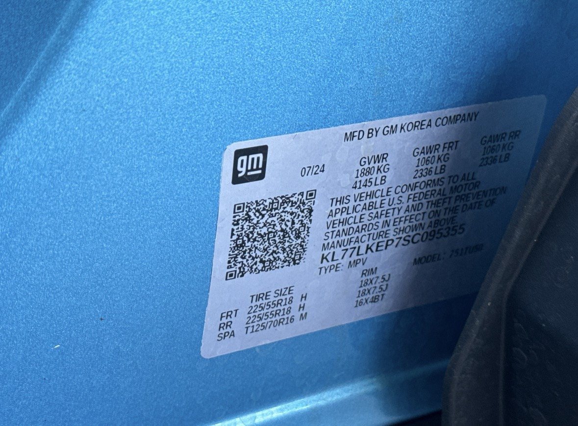 Used 2025 Chevrolet Trax ACTIV w/ Sunroof Package FWD image 29