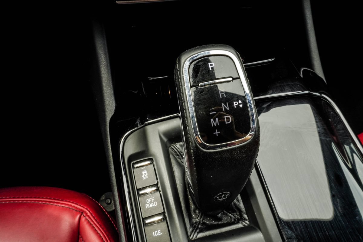 Used 2021 Maserati Levante AWD/4WD image 24