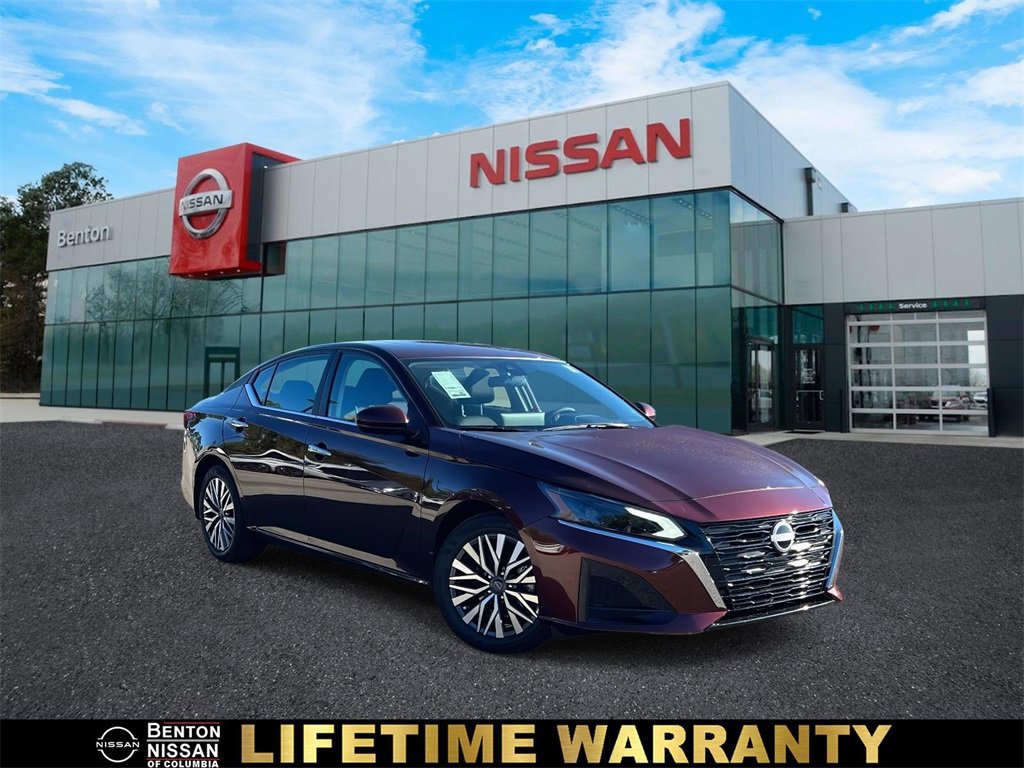 New 2025 Nissan Altima 2.5 SV w/ SV Premium Package image 1