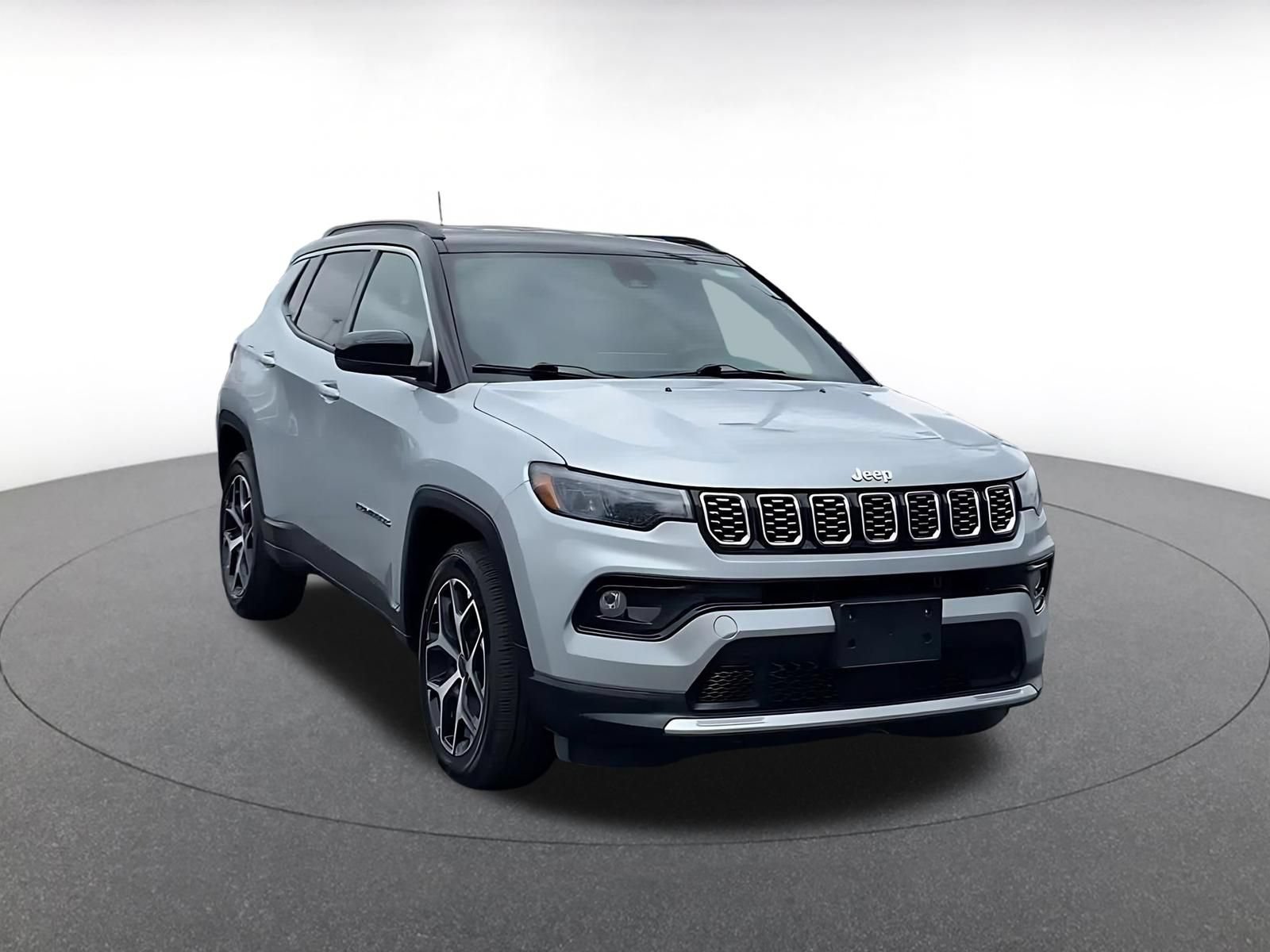 Used 2025 Jeep Compass Limited AWD/4WD image 3
