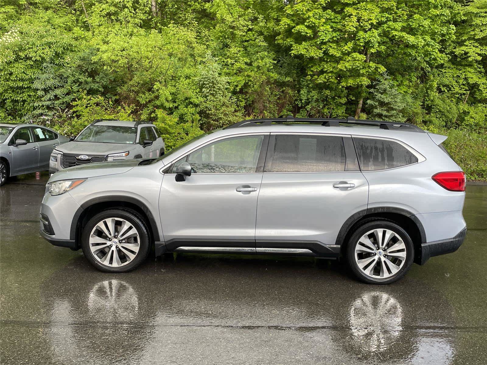 Used 2020 Subaru Ascent Limited w/ Technology Package AWD/4WD image 2