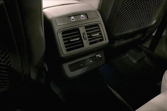 Certified 2025 Audi Q5 Premium Plus w/ Premium Plus AWD/4WD image 34