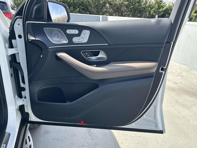 Used 2021 Mercedes-Benz GLS 63 AMG 4MATIC image 23