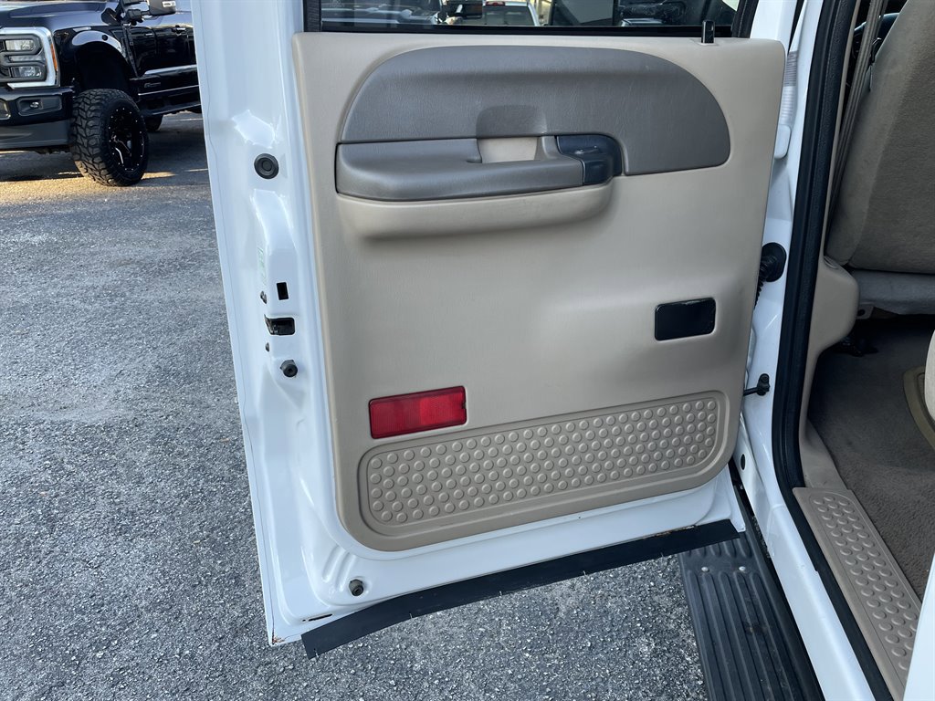 Used 2000 Ford F350 XLT image 30