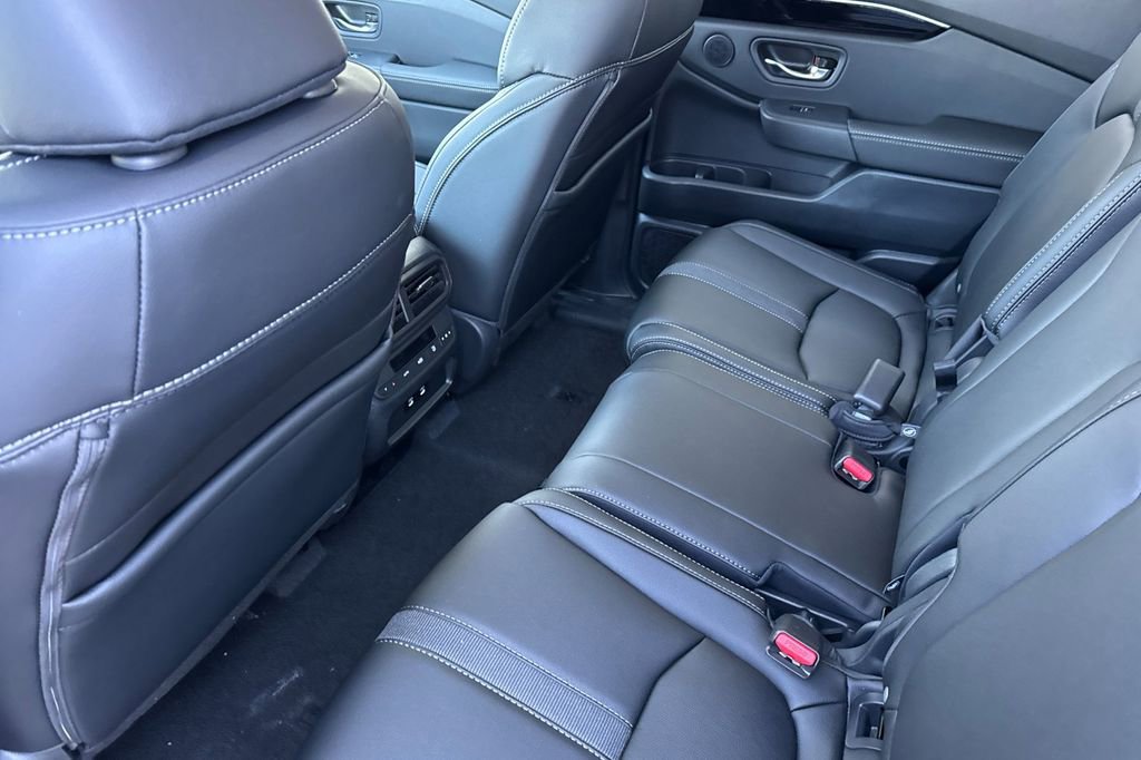 New 2026 Honda Pilot EX-L image 13