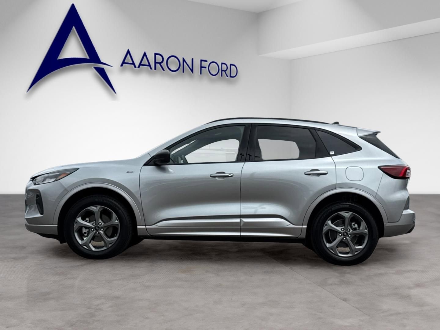 Used 2024 Ford Escape ST-Line w/ Tech Pack #1 image 3