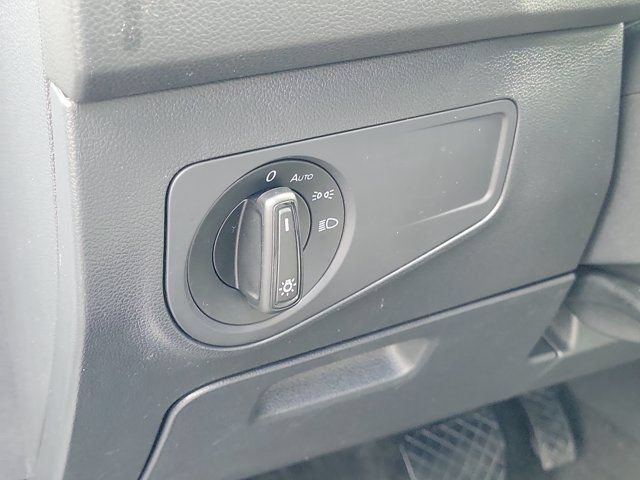 Certified 2024 Volkswagen Tiguan S FWD image 18