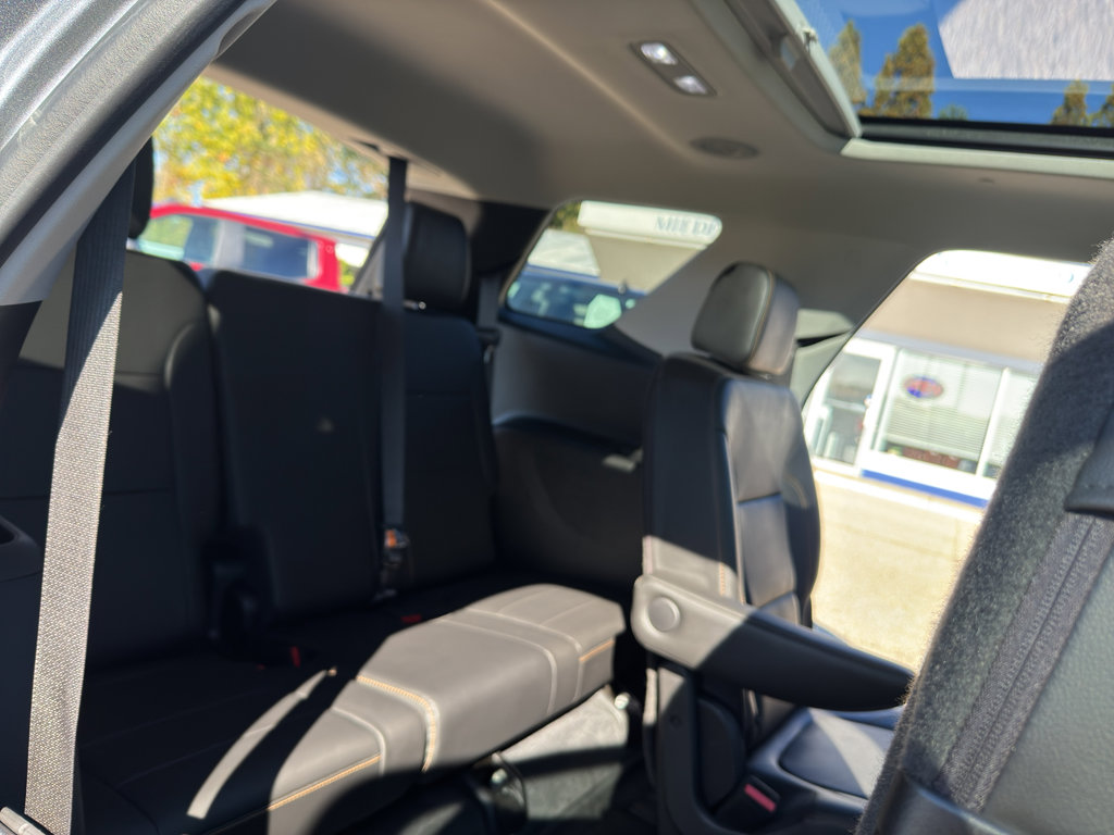 Used 2020 Chevrolet Traverse Premier image 38