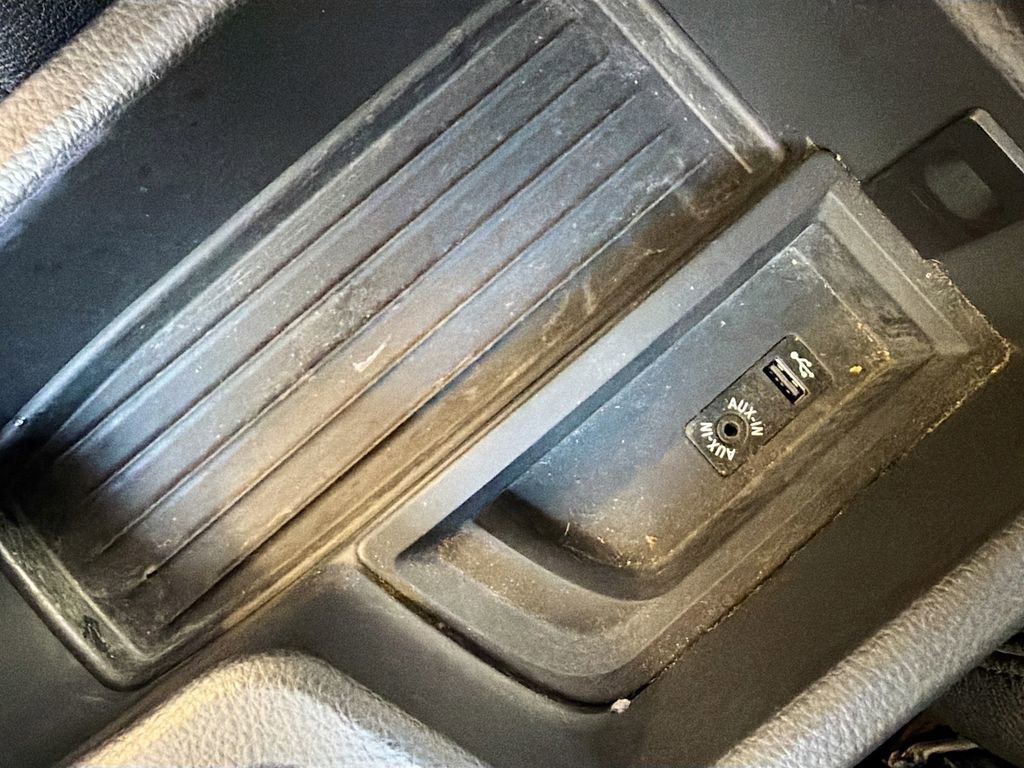 Used 2014 BMW 320i xDrive Sedan image 29