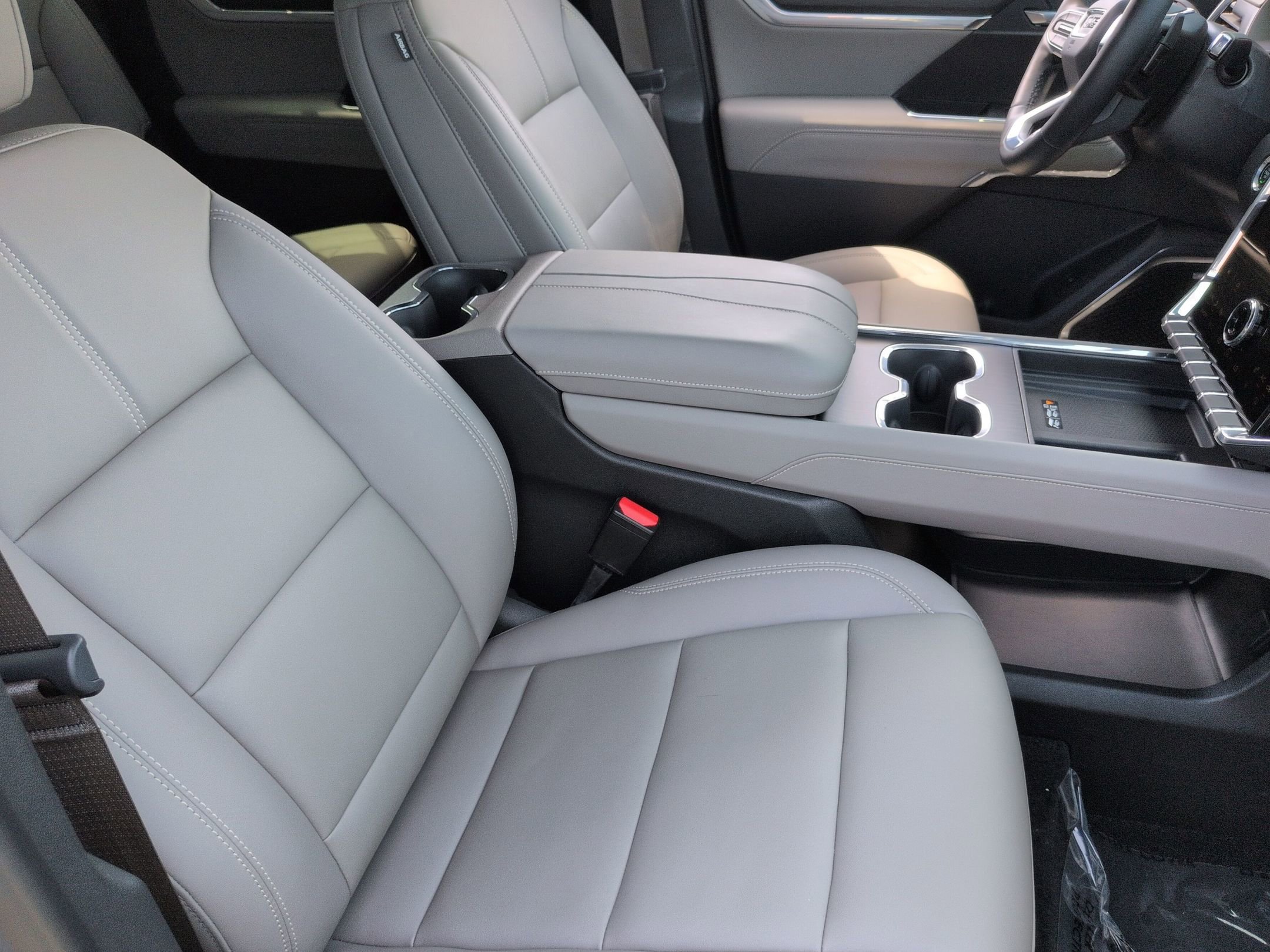 Certified 2025 GMC Acadia Elevation w/ Elevation Premium Package image 36