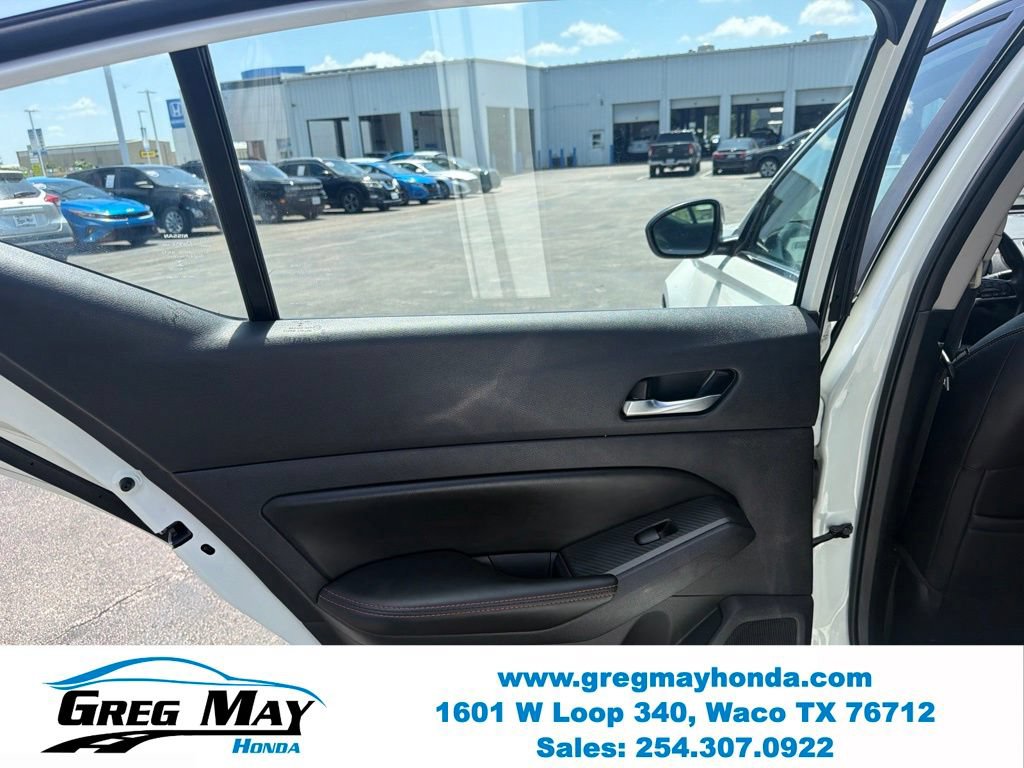 Used 2020 Nissan Altima 2.5 SR FWD image 23